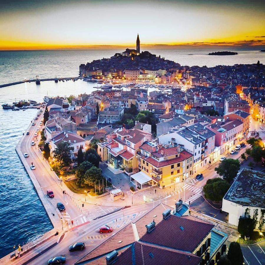 Casa Valeluna Rovinj Eksteriør billede